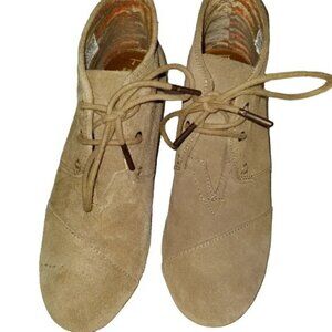 TOMS Kala Tan Suede Wedge Lace Up Booties